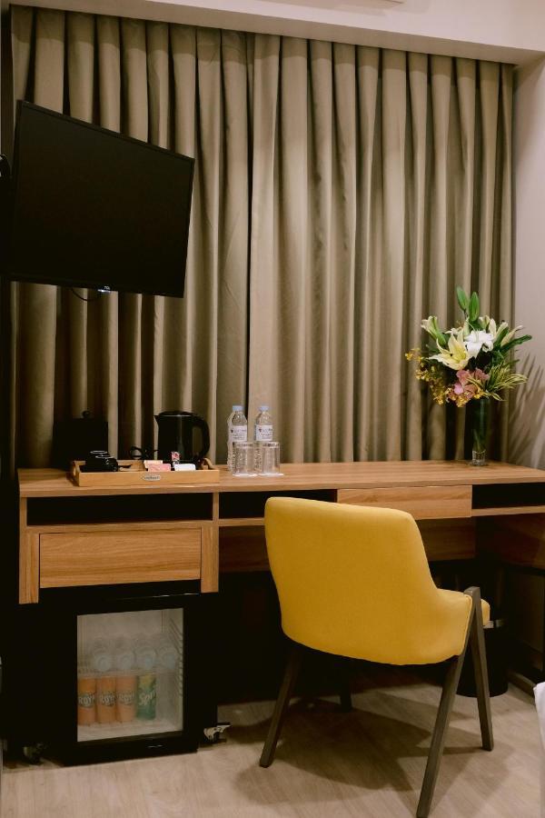 Goldberry Suites And Hotel Cebu ภายนอก รูปภาพ