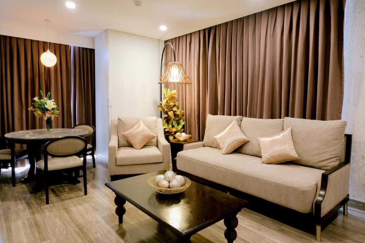 Goldberry Suites And Hotel Cebu ภายนอก รูปภาพ
